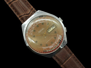 Soviet vintage mechanical wristwatch Raketa (Rocket), college calendar watch