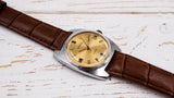 Soviet mechanical shockproof men's watch VOSTOK 2214 wristwatch