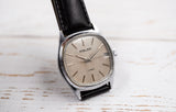 Retro mechanical wristwatch Poljot watch 2614.2H with date indicator