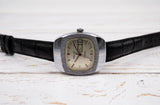 Retro mechanical wristwatch Poljot with date/day indicator big soviet watch