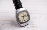 Retro mechanical wristwatch Poljot with date/day indicator big soviet watch