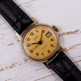 Zaria vintage watch soviet womens mechanical wristwatch 22 jewels