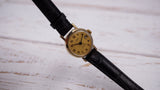 Zaria vintage watch soviet womens mechanical wristwatch 22 jewels