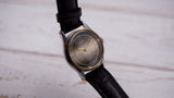 Vintage ladies Zaria Z2009B Soviet mechanical wristwatch 21 jewels