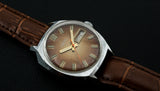 Vintage RAKETA 2627.H Soviet mechanical wristwatch date/day indicator