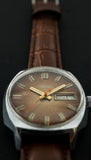 Vintage RAKETA 2627.H Soviet mechanical wristwatch date/day indicator